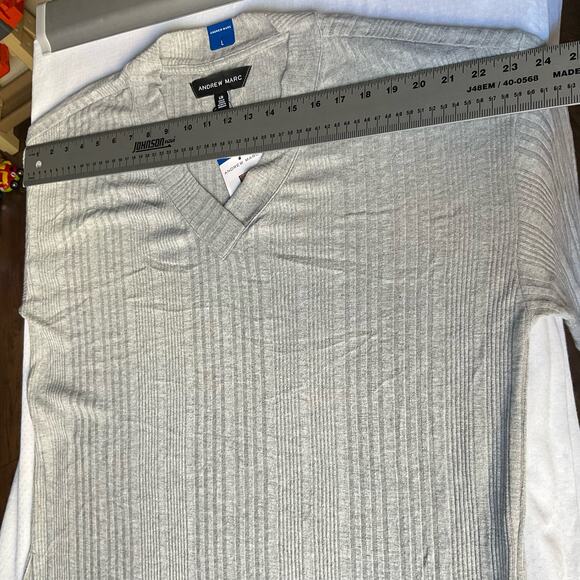 Andrew Marc Women’s Long Sleeve V-neck Blouse size L, Gray, Thin Material - Picture 2 of 8